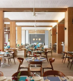 Eden Bleu Hotel