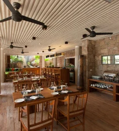 Le Relax Luxury Lodge